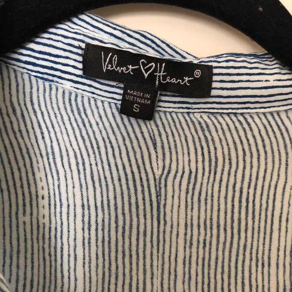 Button down top - Picture 4 of 5